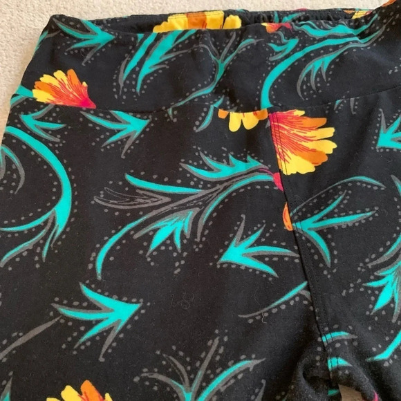 Like NEW LuLaRoe orange flower/dark teal leggings - Picture 8 of 15